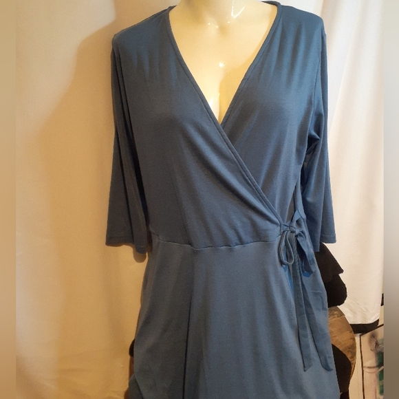XL Pocket Charmyi Party Dress - Picture 9 of 11